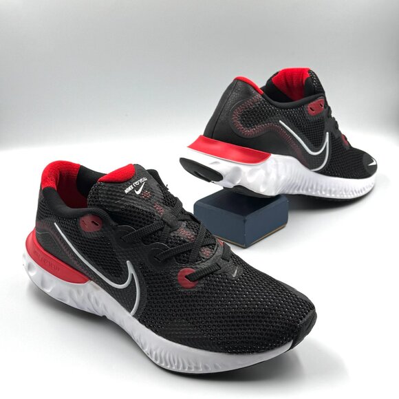 Nike Renew Run Black White University Red - Picture 5 of 10